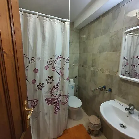 Lejlighed Big By The And Natural Pool