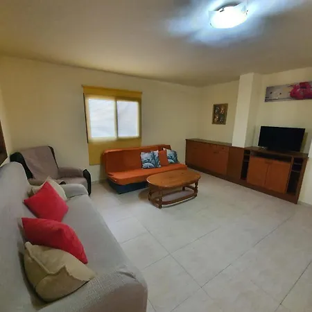 Big By The And Natural Pool * Costa Del Silencio